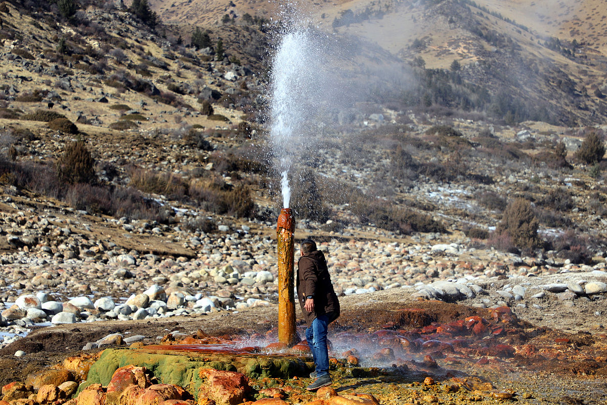 2022年四川上中专学校入学条件 - 报考指南