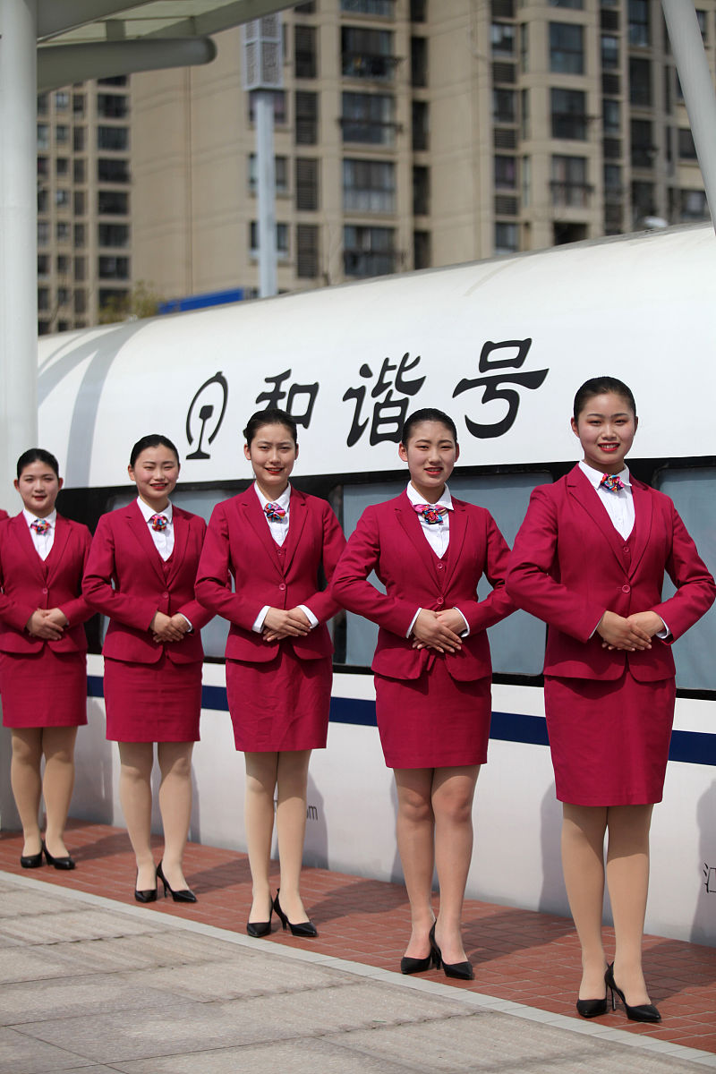 昆明高铁乘务专科院校推荐:哪个学校好? 昆明高铁乘务专科院校推荐:哪个学校好?