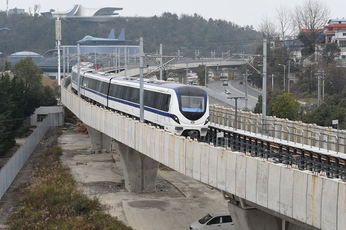 贵州轨道交通学校就业哪个好？贵阳轨道交通职业学院优势解析