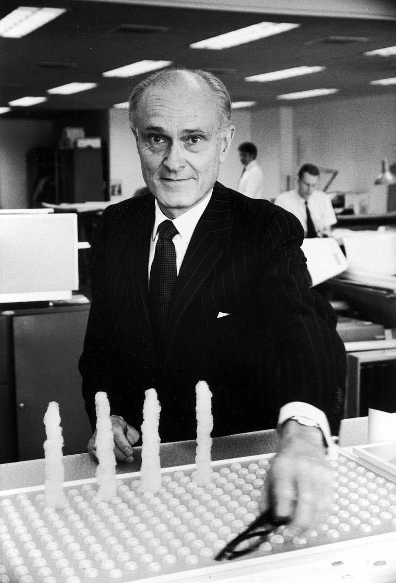 johnson with model of a sewage treatment fa<strong>c</strong>ilty.