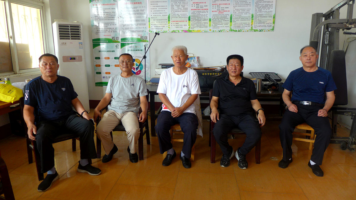 巴南区教育系统老干部2019年春节慰问座谈会在重庆市巴南职业教育中心举行