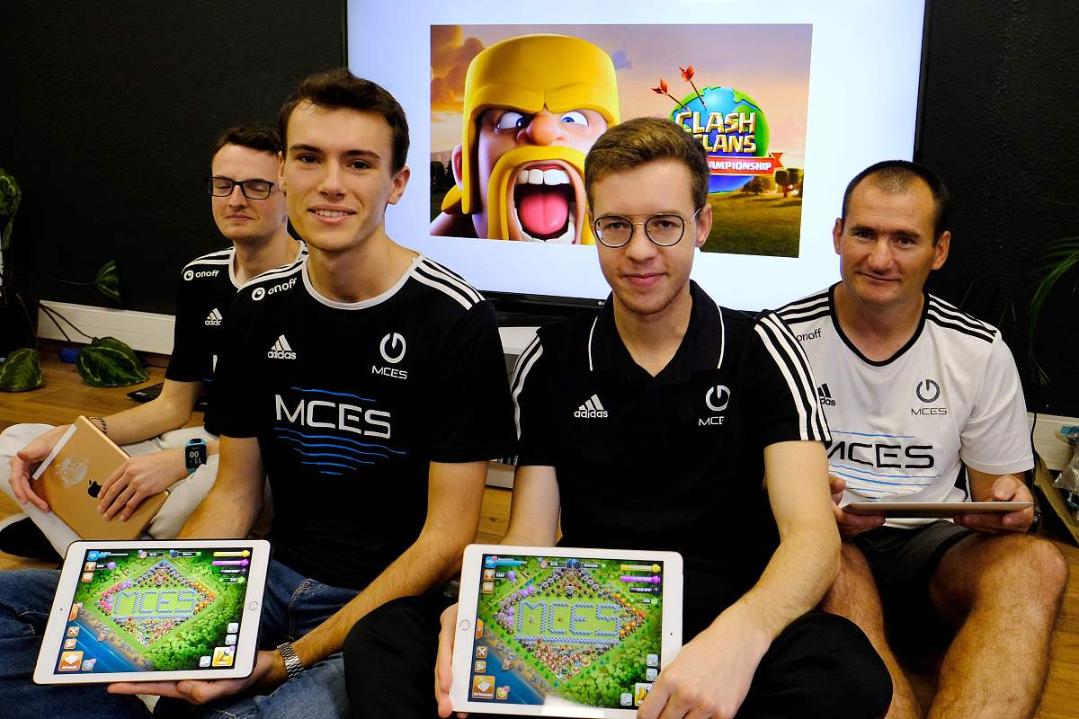 部落冲突是个什么游戏