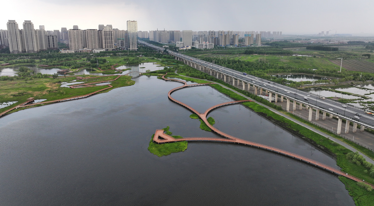 第一部分用中文阐述5条近3年的城市河流管理制度的外国文献综述按照作者年份相关内容的样式进行阐述1500字第二部分按 GBT 7714-2015 要求列出所用到参考文献