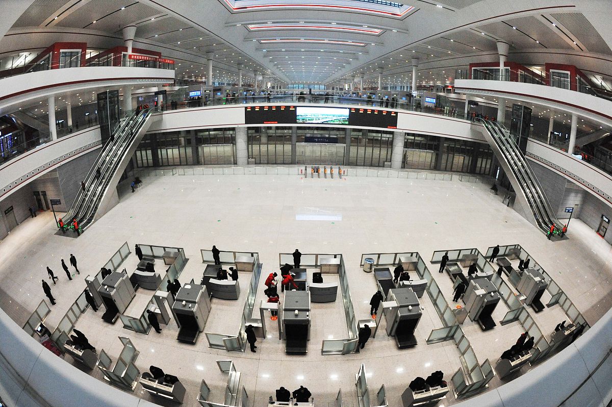 贵州高铁职业技术学校：高铁发展迅猛