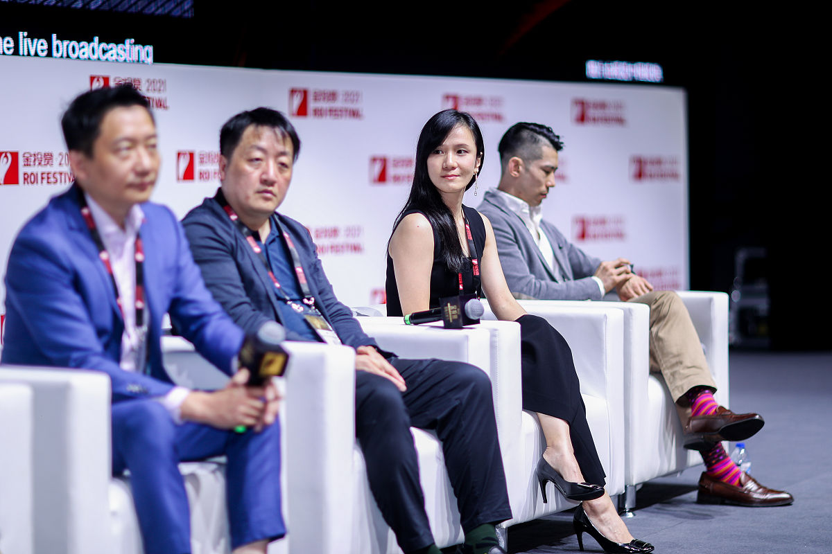 写一段10以内的加减算法