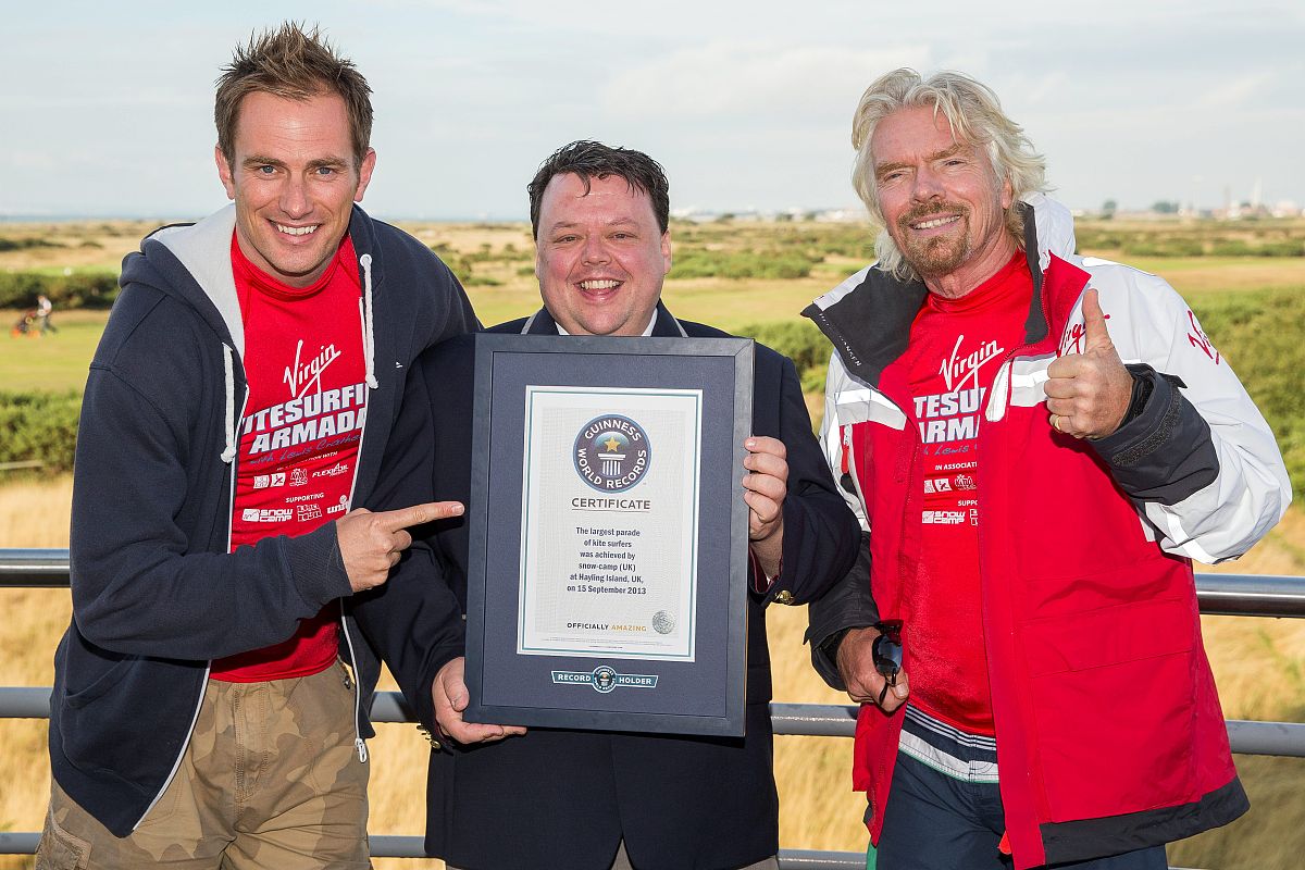 平凡大学生个人自传范文：1500字真实经历分享