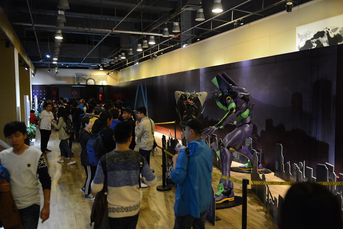 EVA新福音战士讲的啥