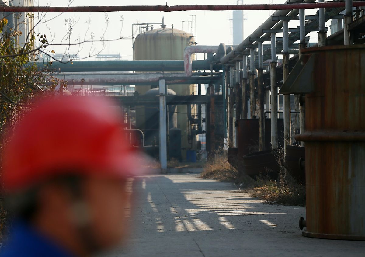 多彩多姿：用两个汉字表达“多姿多彩”