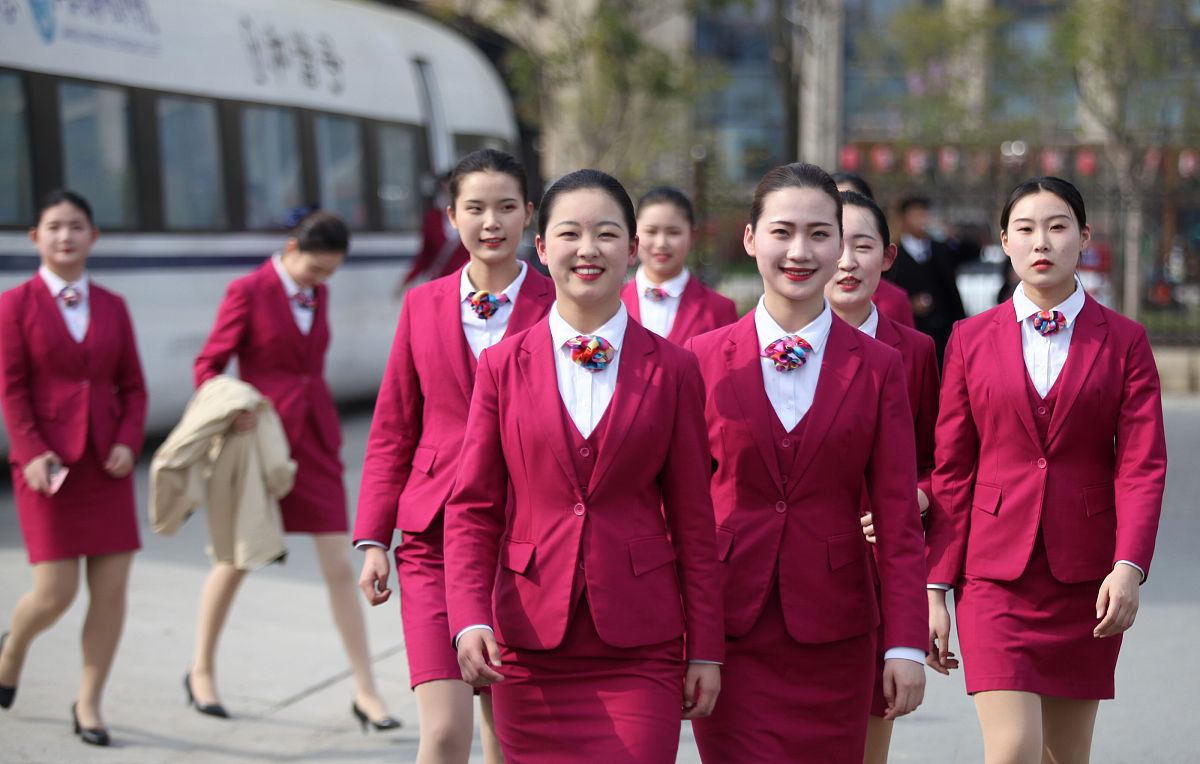 江苏女生适合铁路学校吗用发散