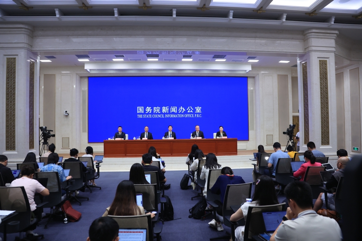 两个单位领导交流：分享宣传报道经验，共促进步