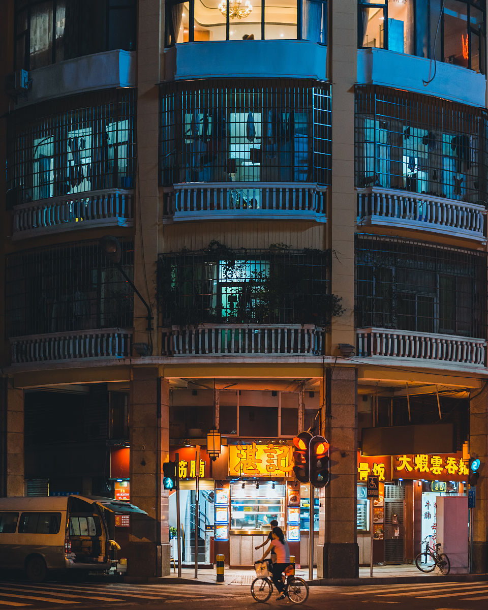 商铺评估价是多少倍租金？ - 评估倍数及影响因素解析