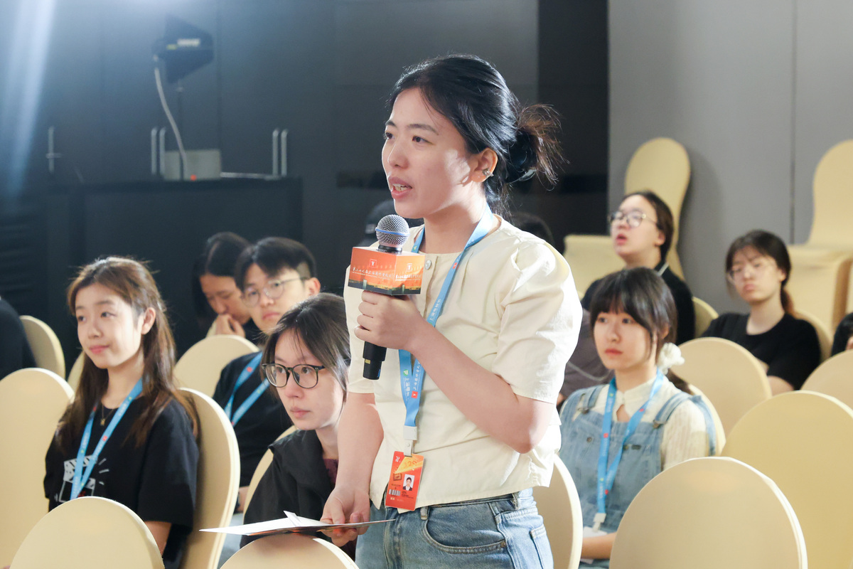 攀枝花市经贸旅游学校播音与节目主持专业：培养优秀主持人人才