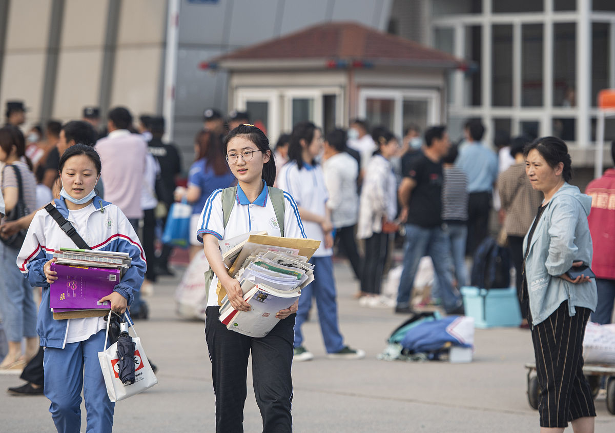 中考之后除了高中还有别的升学之路吗？