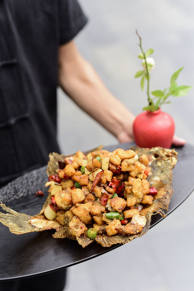 成都旅游攻略｜探寻巴蜀文化，品味地道川味🐼🍜🏯🚀🌆