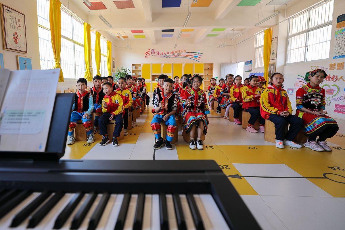 小学音乐课小组建设方法和路径：全面提升学生音乐素养