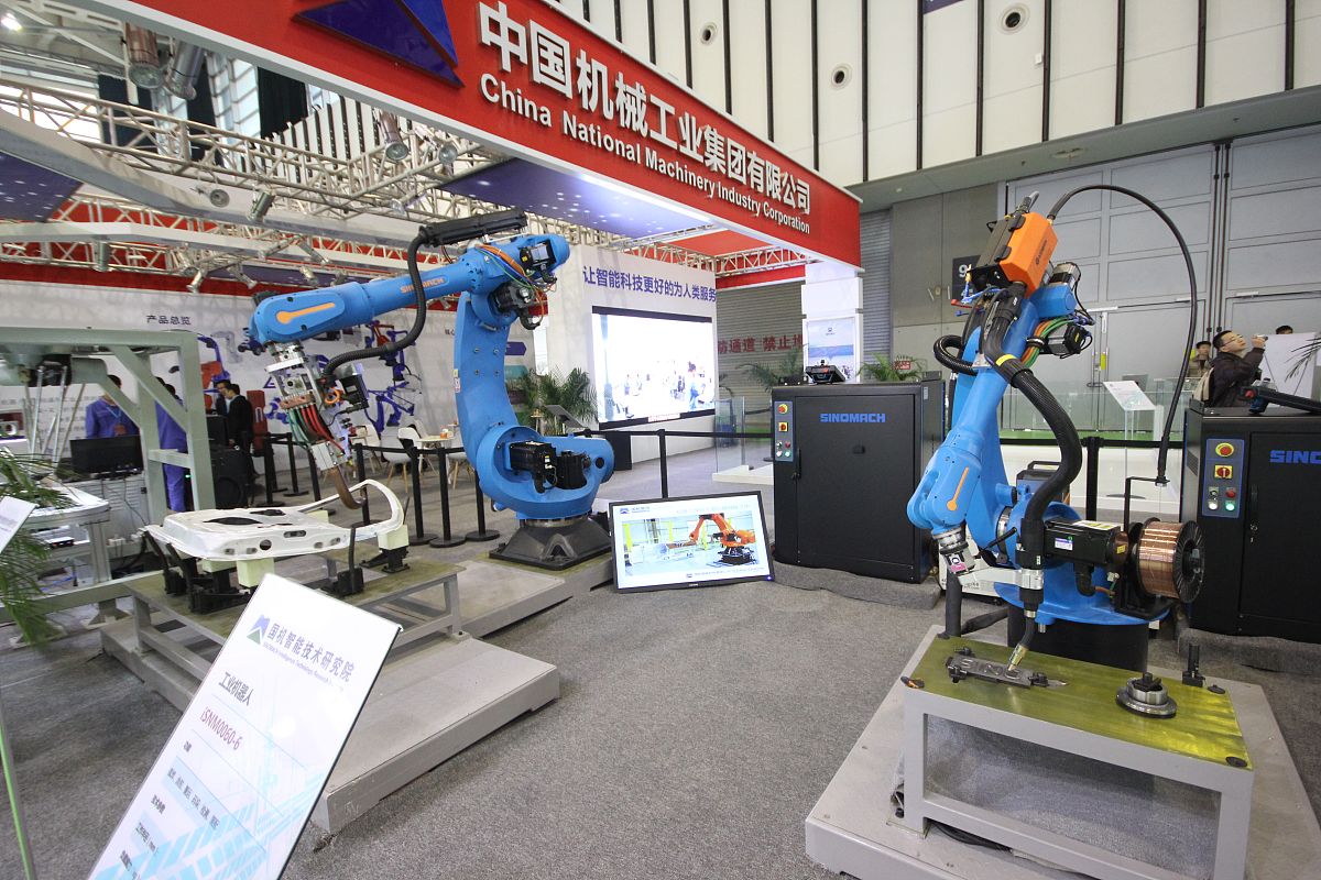 陕西航空职业技术学院工业机器人技术专业怎么样？就业前景、发展趋势分析