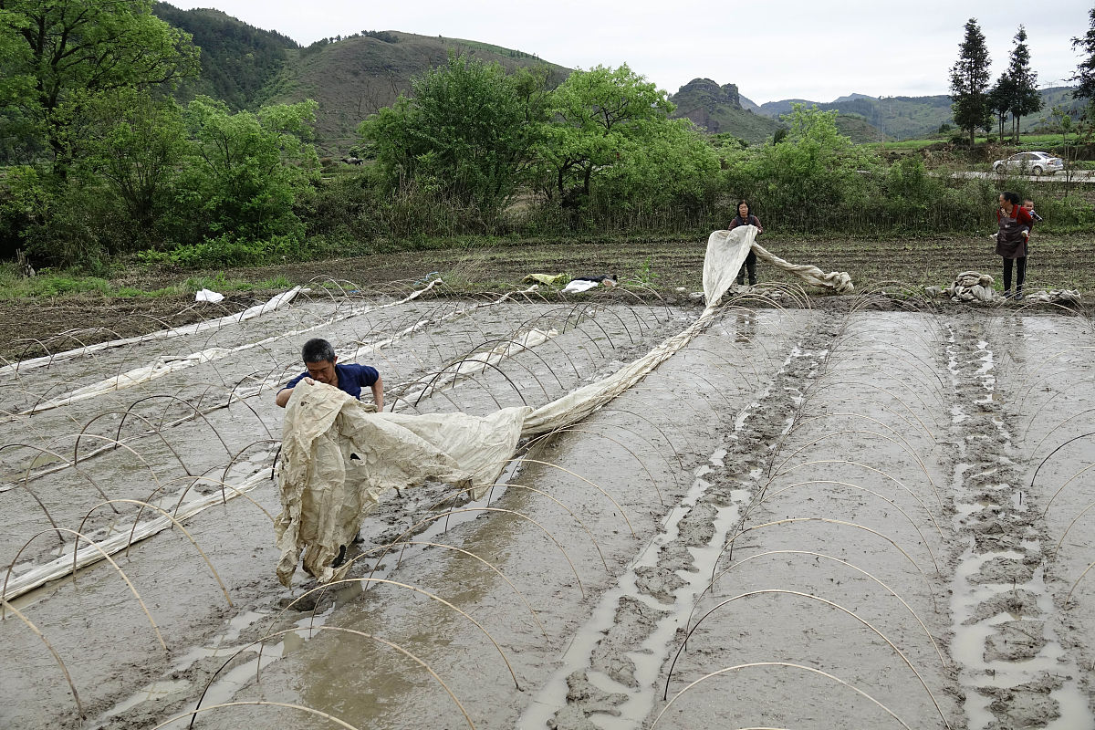 贵定中等职业学校2021年招生简章 - 1200个名额等你来报！