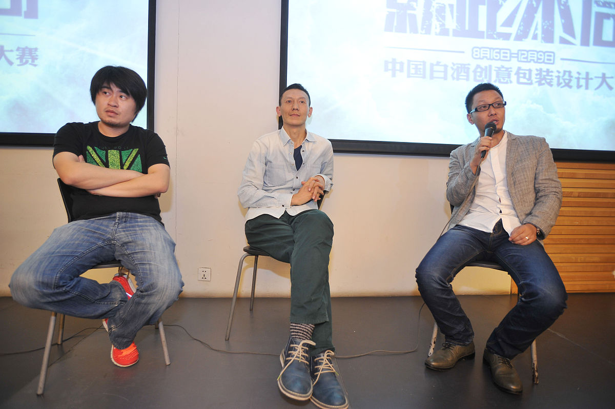 办公室秘书年度工作总结范文：300字精华总结