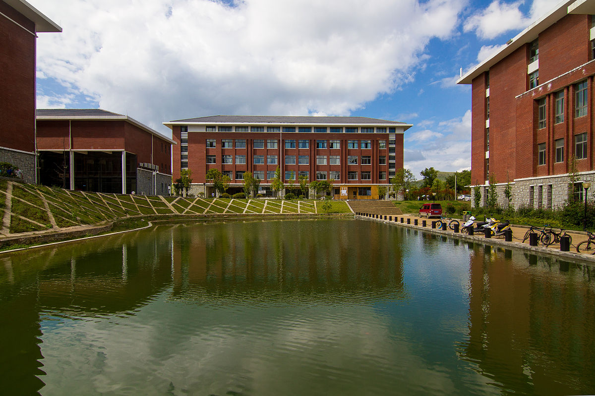 2019年贵阳职业技术学校招生简章