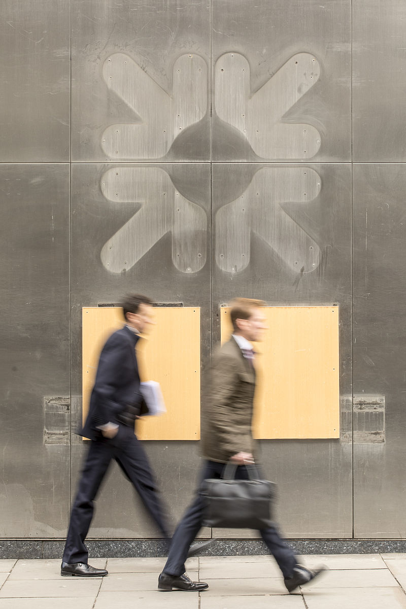 丘柔芳名字含义解析 - 温柔、柔软、优秀