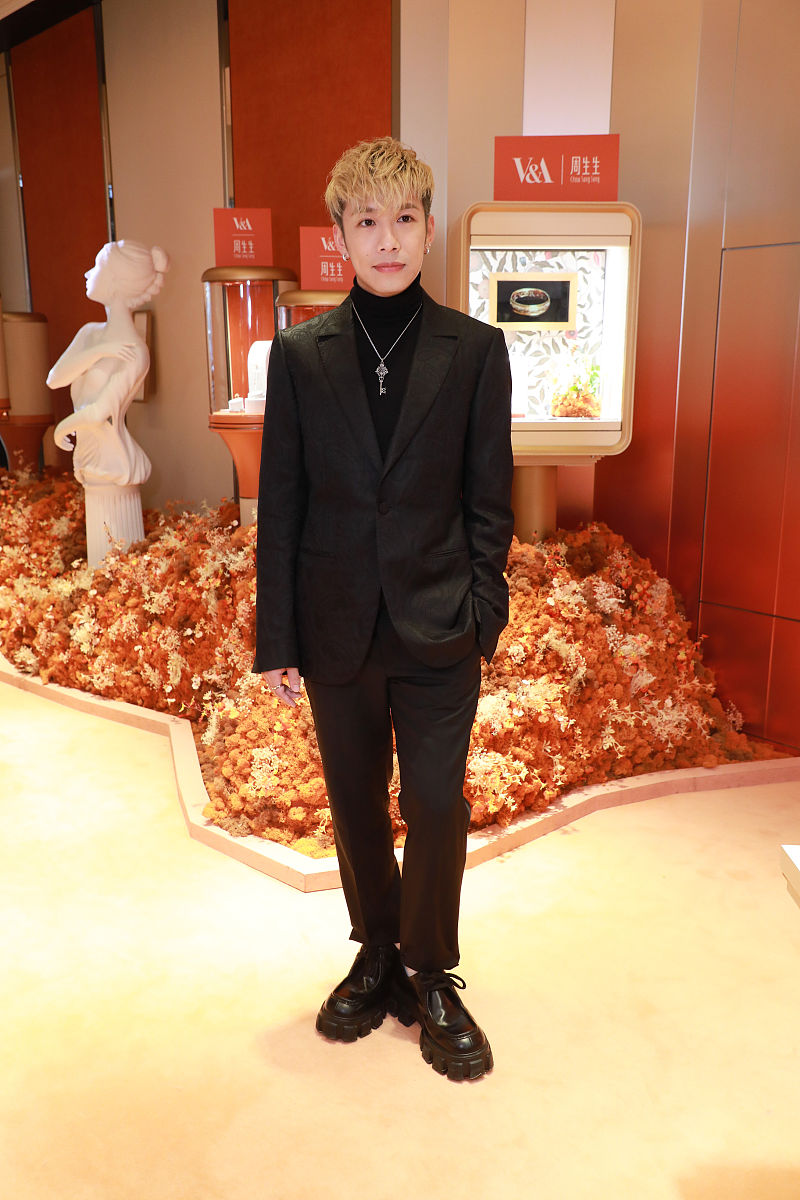 你问她她自己明白的什么意思回答加拓展。