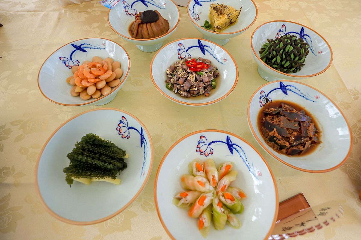 餐品品鉴 公司家宴 主持词