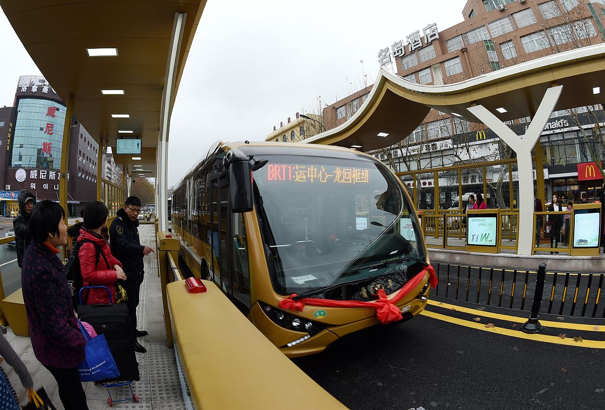 BRT相对于地铁有哪些好坏