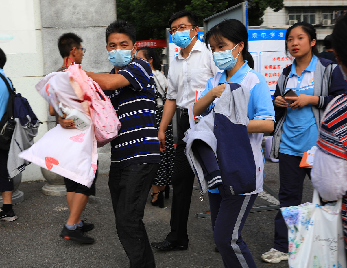 学生复阳学校有权利隔离学生限制人身行动吗