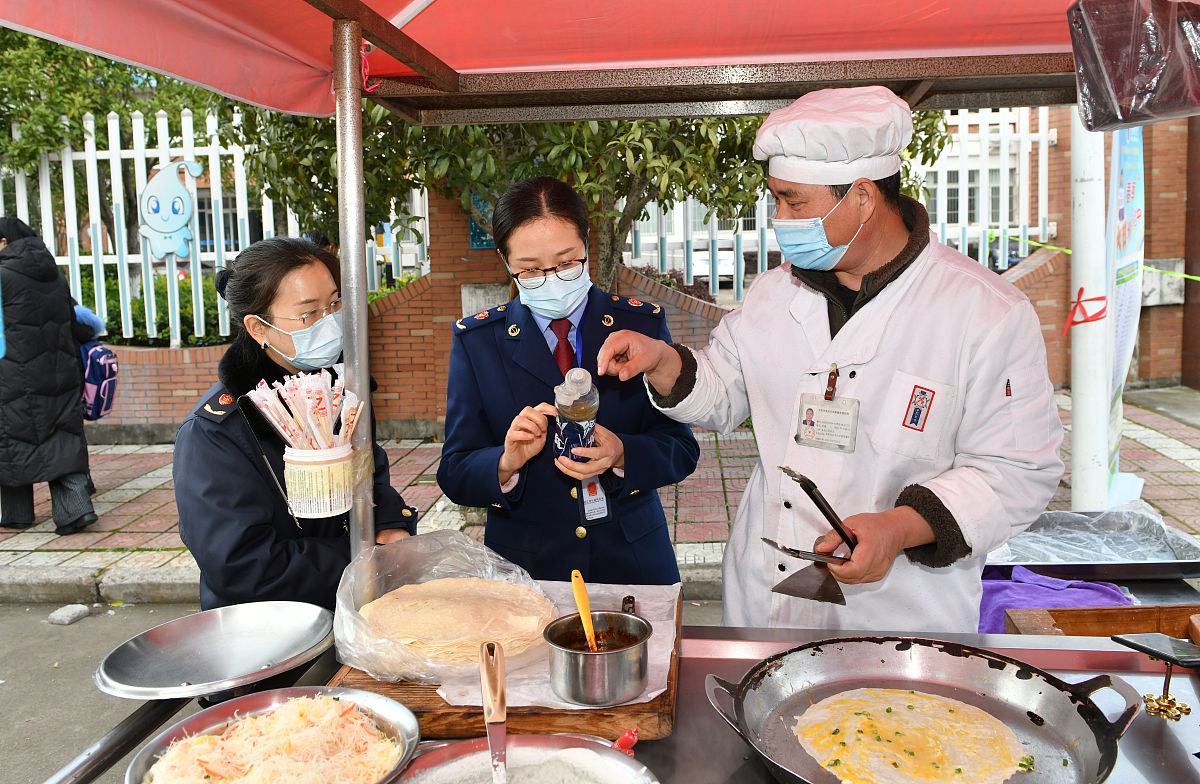 贵阳卫生学校就业前景：2019年毕业生就业情况分析