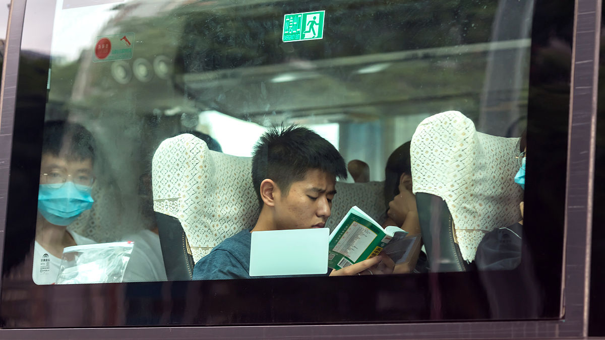 四川遂宁中学2020年招生办联系电话