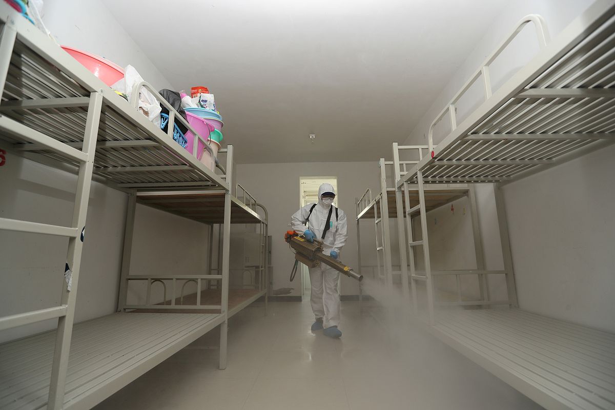 郑州四中初中部住校指南：住宿条件、管理和注意事项