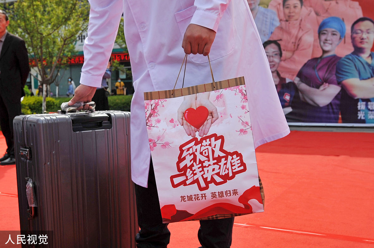 抗疫英雄如何塑造我们的人生观：从感恩到希望