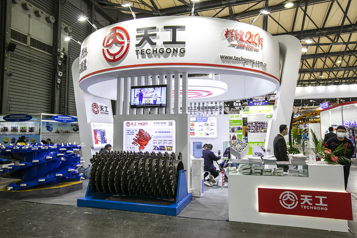 岩土锚杆技术规程：施工规范、质量控制与安全要求