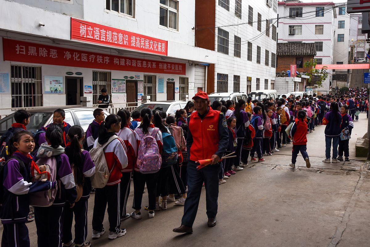 车辋镇中心小学每月消防安全检查方案 - 确保校园安全