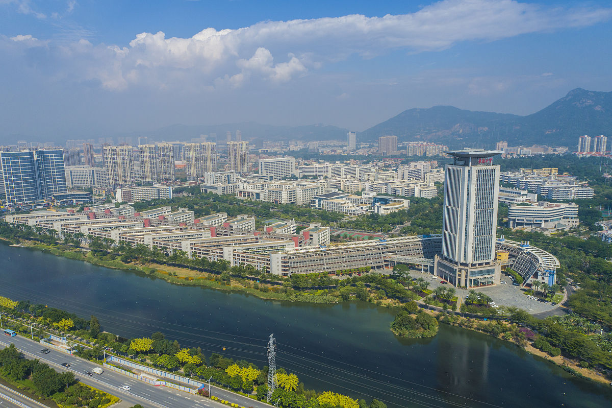 华侨师范大学厦门校区中考没考好该如何选择