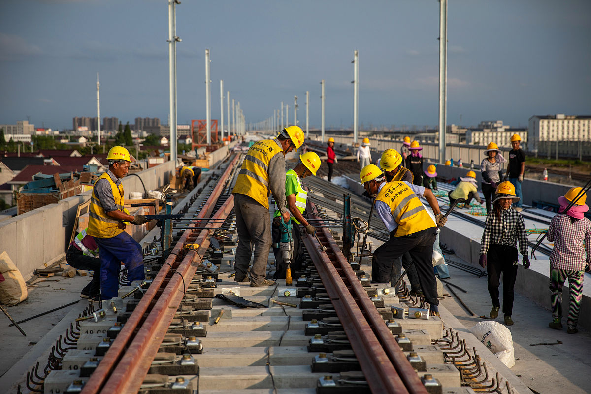 兰州铁路技师学院铁路施工与养护中级工专业招生简介
