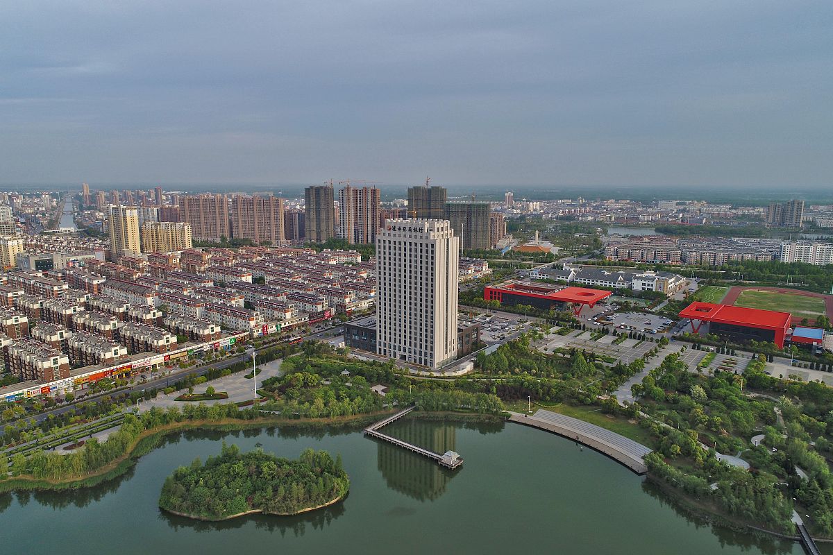 2017年4月27日,航拍江苏省淮安市涟水县城全貌.