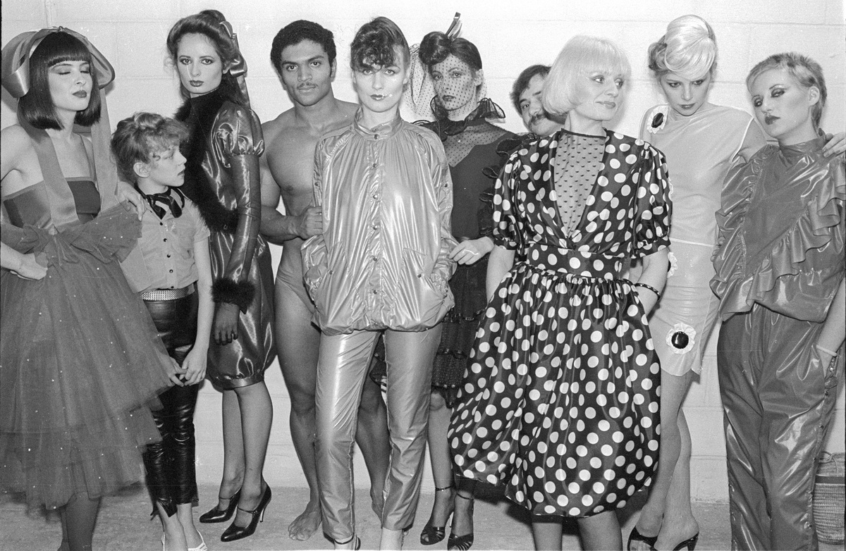 请介绍一下1981年到1995年的服装风格