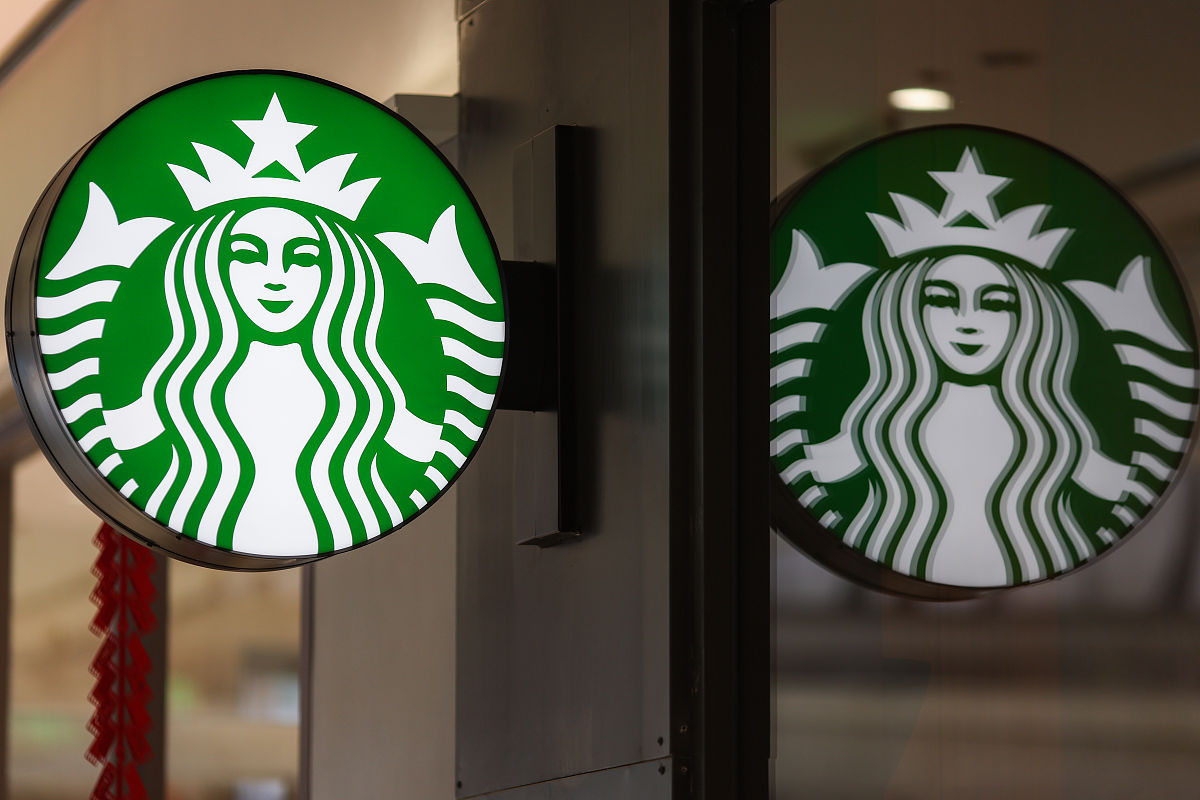 星巴克品牌联想信息节点：咖啡、优雅、社交场所等