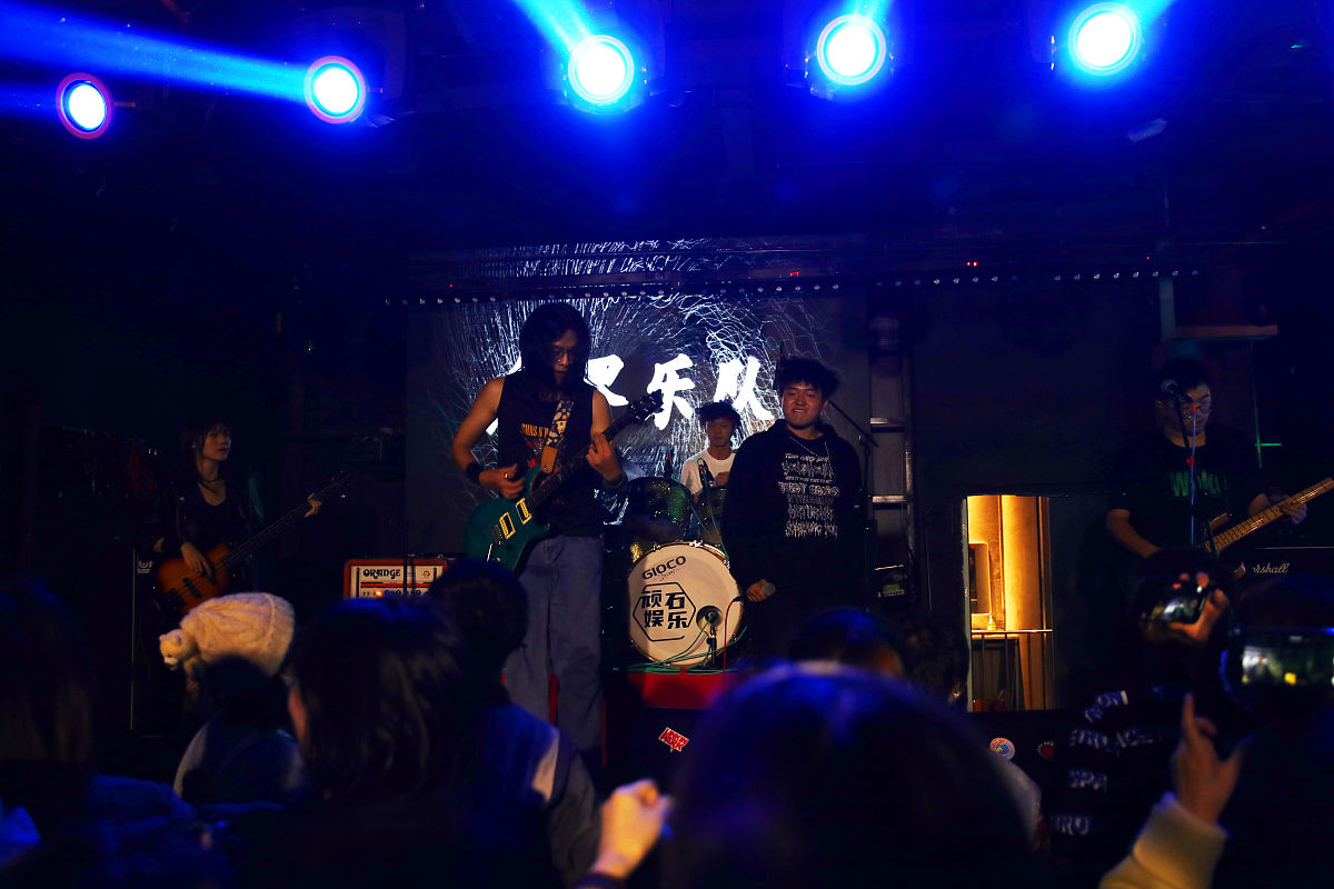 以学思想、勇创新，拼出新天地：学习《我们究竟该向南方学什么？》心得体会