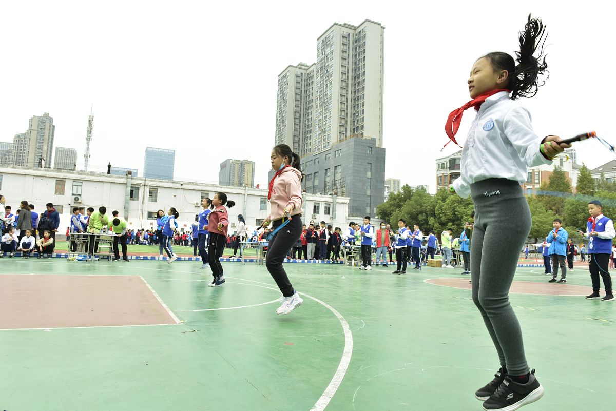 小学生1分钟跳绳标准