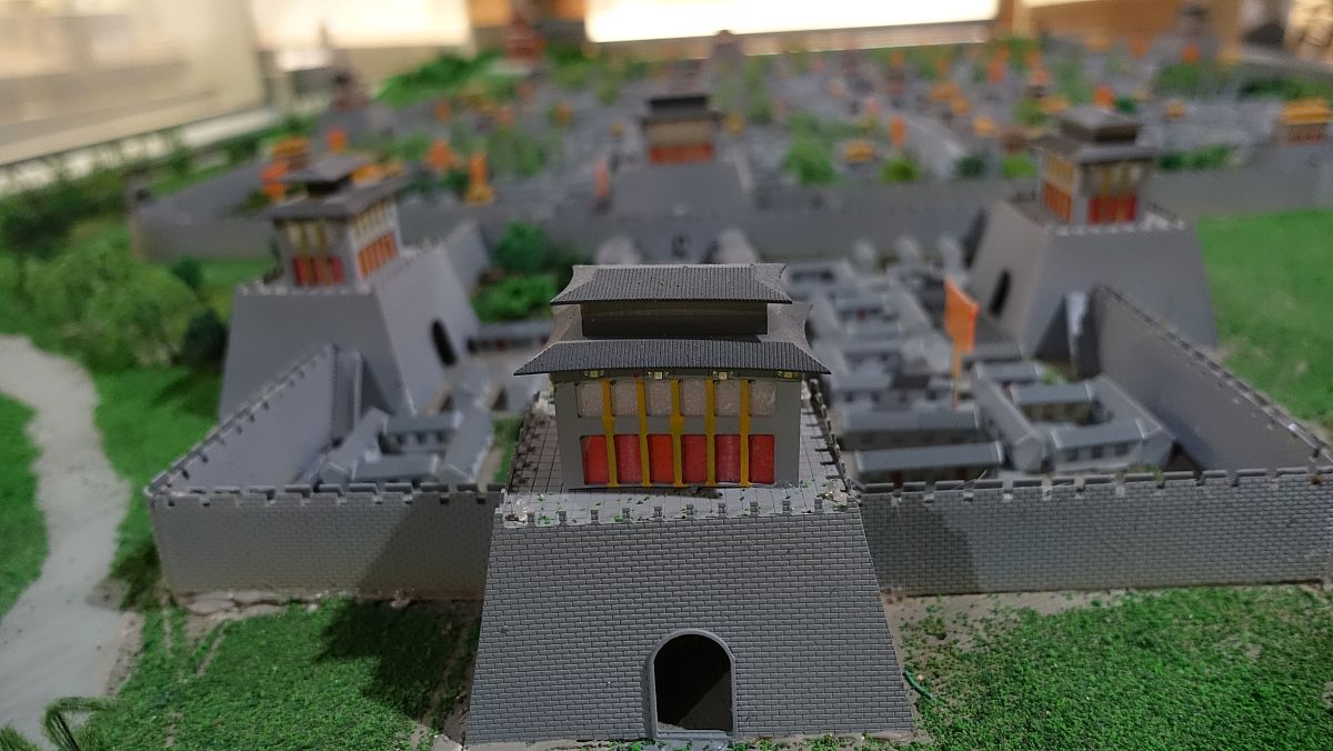 中国朝代的排列他们的开国皇帝分别是中国的发源地是哪里