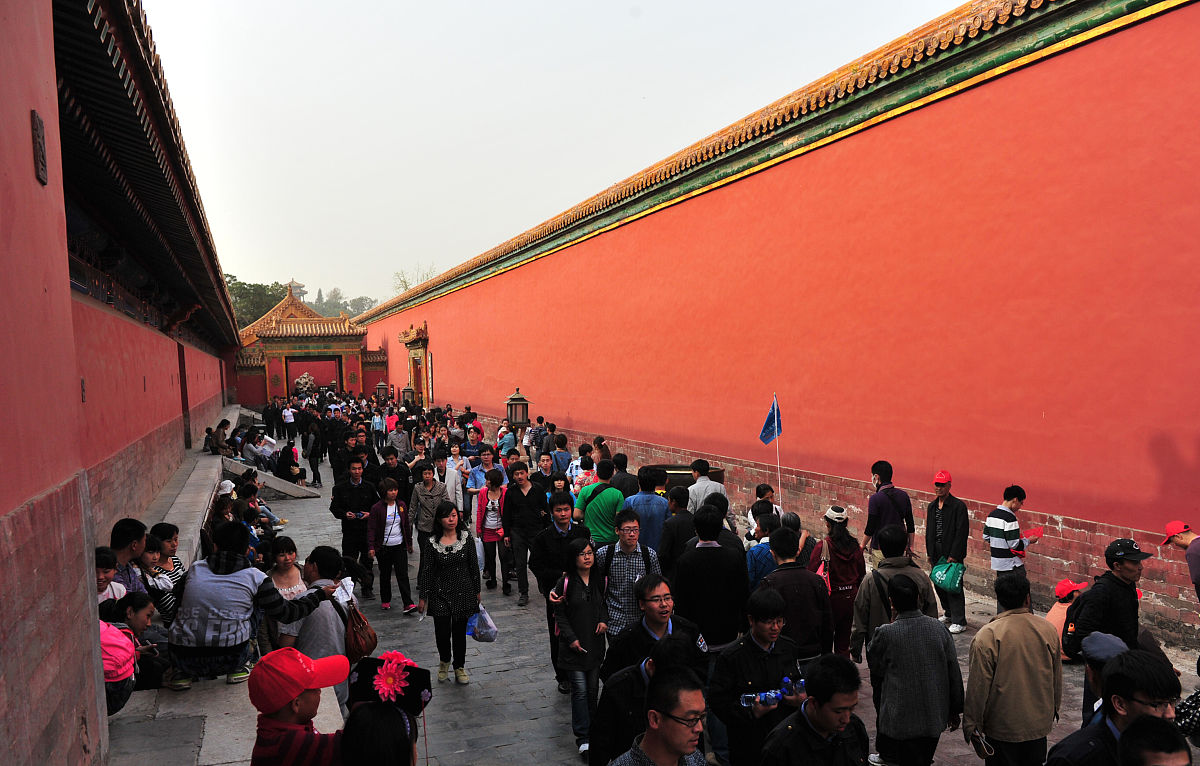 写一篇五一旅游必知必会不看后悔！