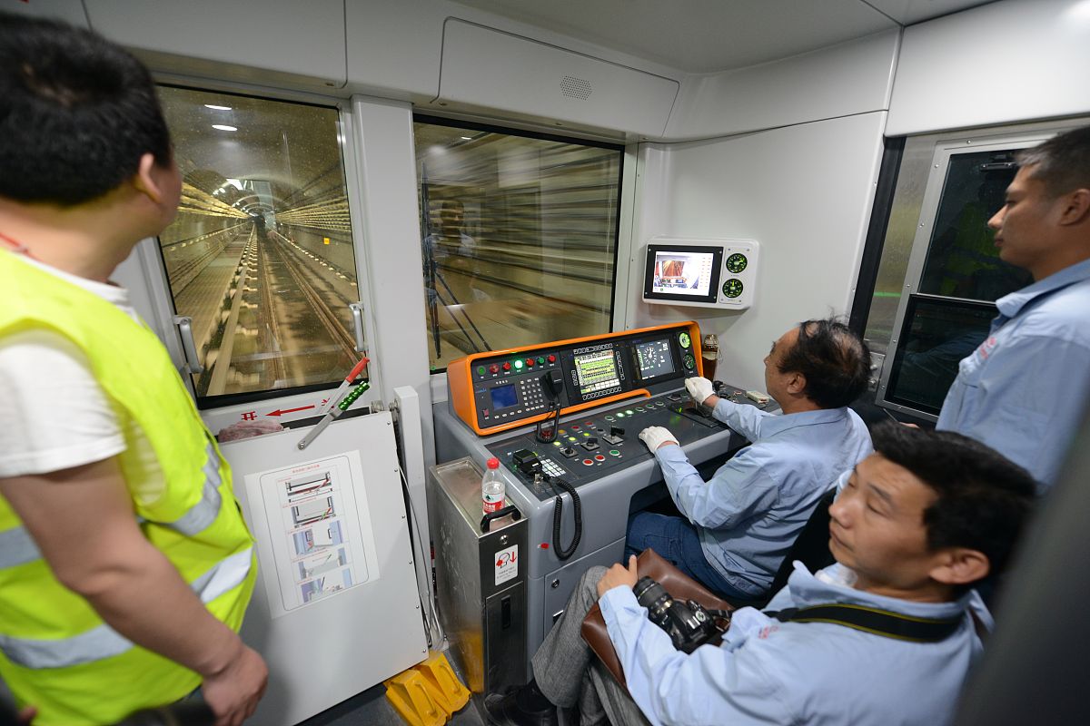 船艇指挥专业课程：学习内容详解