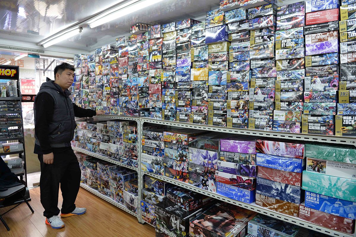 火灾报警系统数据库设计：八个概念模型和实体间关系