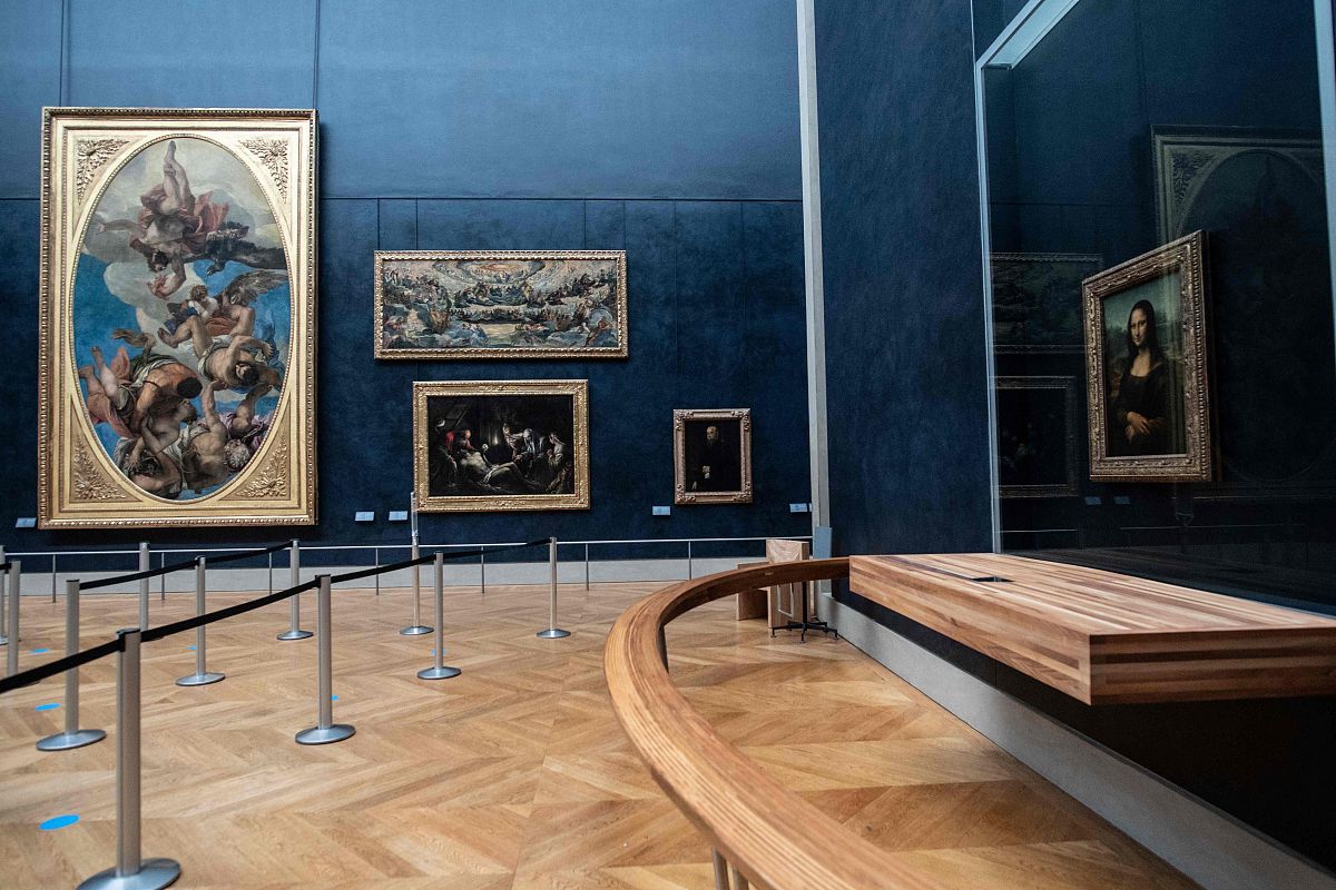 Please writing a short composition as the ending for the story of leonardos Horse