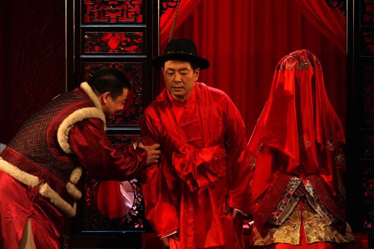 八抬大轿娶回家的娘子，还能去哪里？