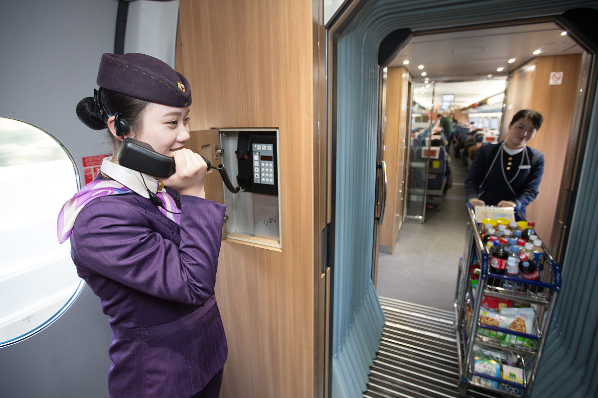 地铁客运服务质量问题分析：个性化、安全与信息公开