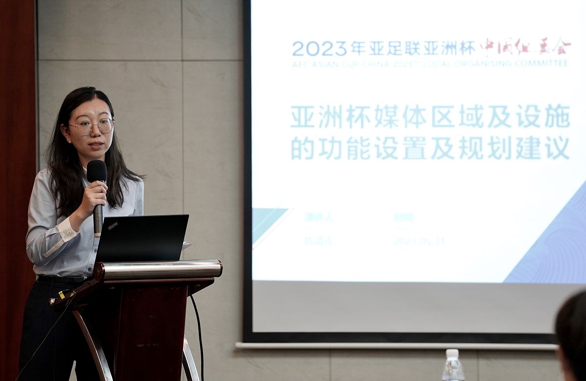 李金雪特级教师：教学成就与影响力