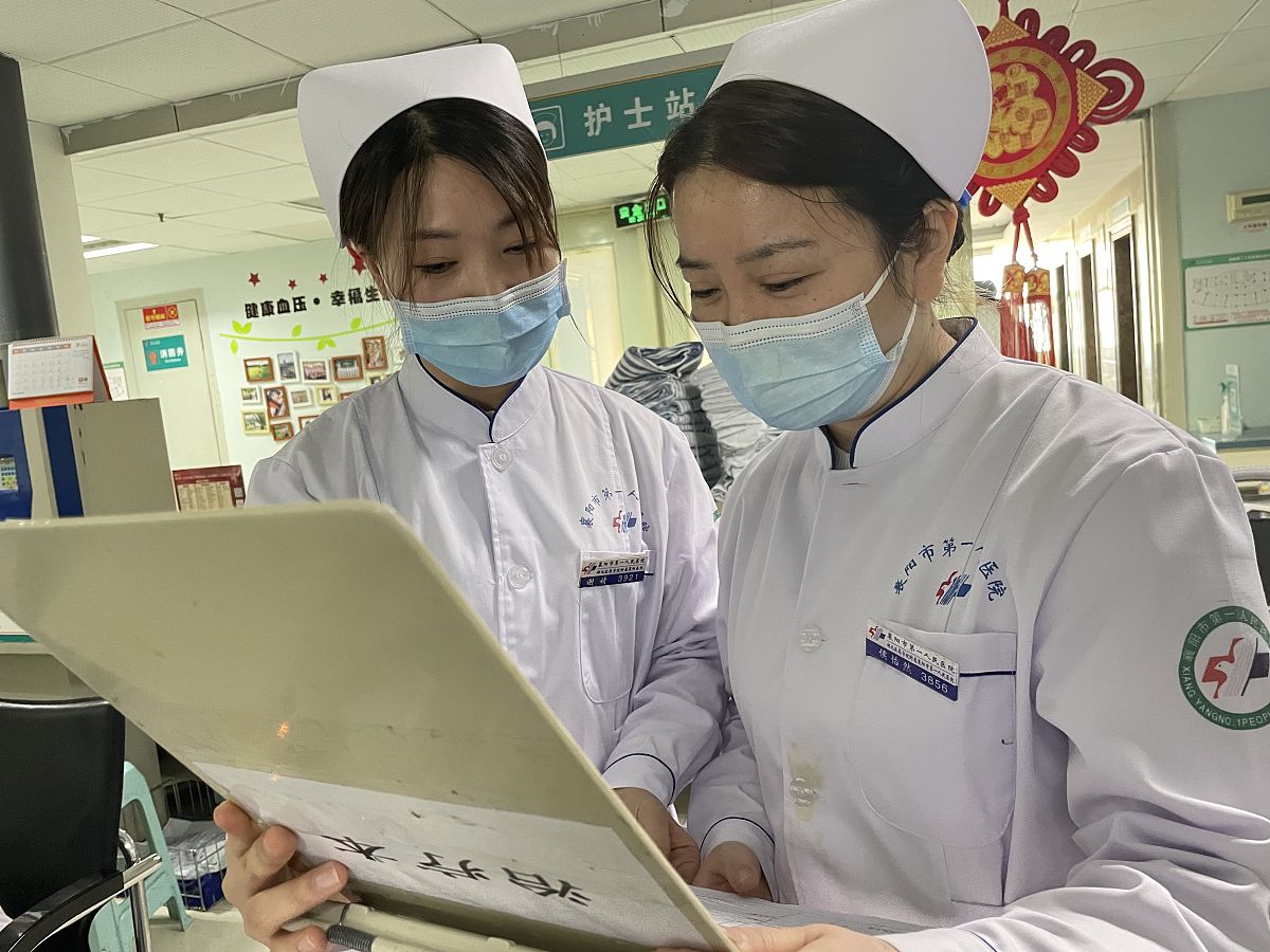 提高护生实习后期临床沟通能力、减少护患矛盾、改善医疗卫生服务的建议